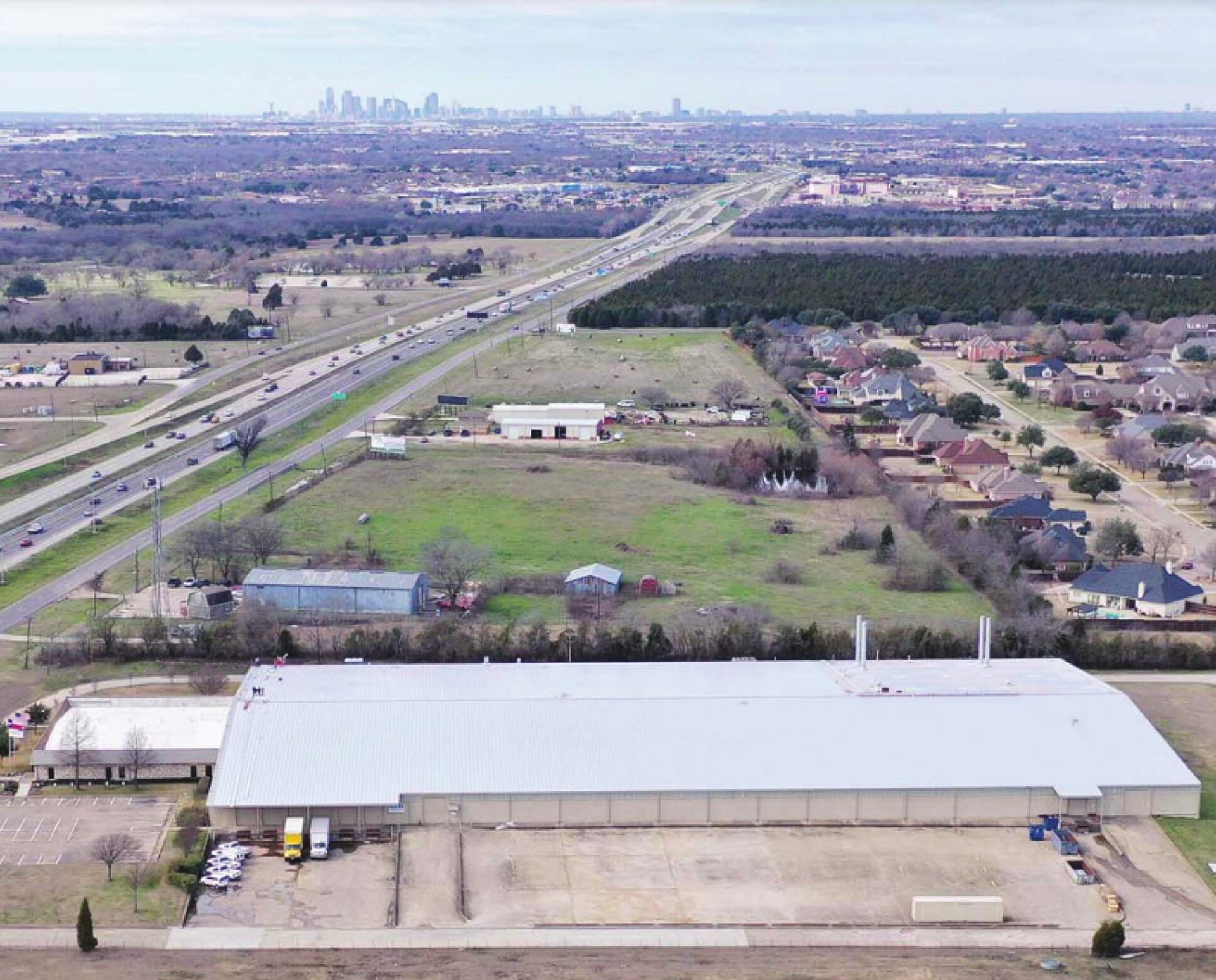 325 US Highway 80 — aerial view with Downtown Dallas skyline